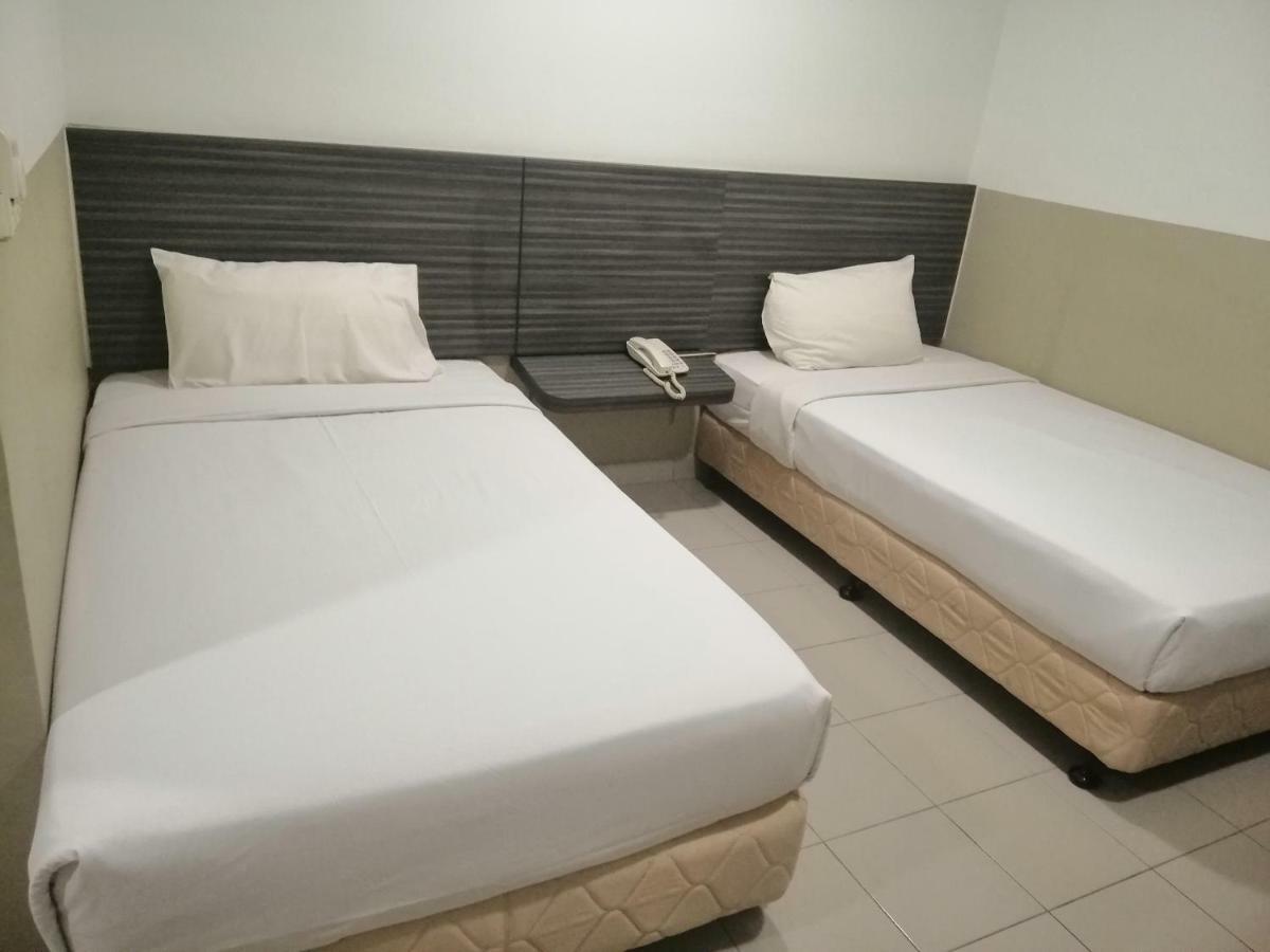 Hotel Orient Johor Bahru Exterior foto